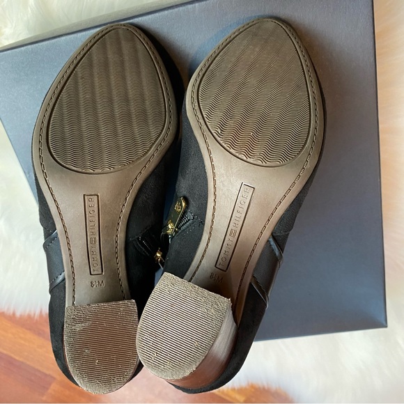 Tommy Hilfiger “Domain 3” Boots - Picture 2 of 13